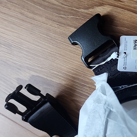 Lululemon NWT! "The Everwhere Clear Belt Bag" - Picture 8 of 16